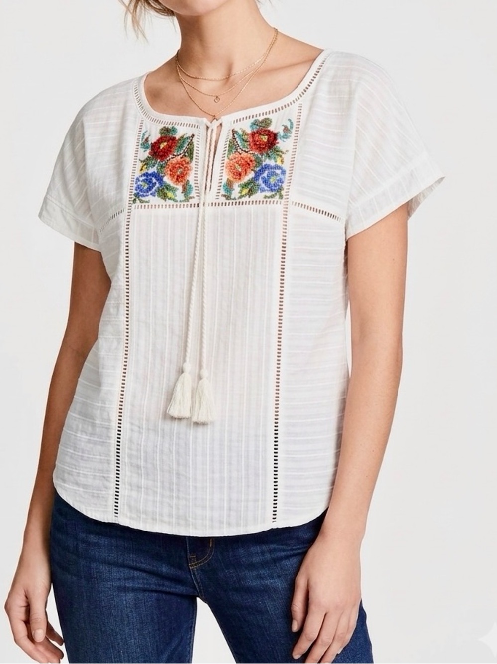 ANTHROPOLOGIE Under Skies Cotton Boho Blouse Embroidered White Top w Tassels